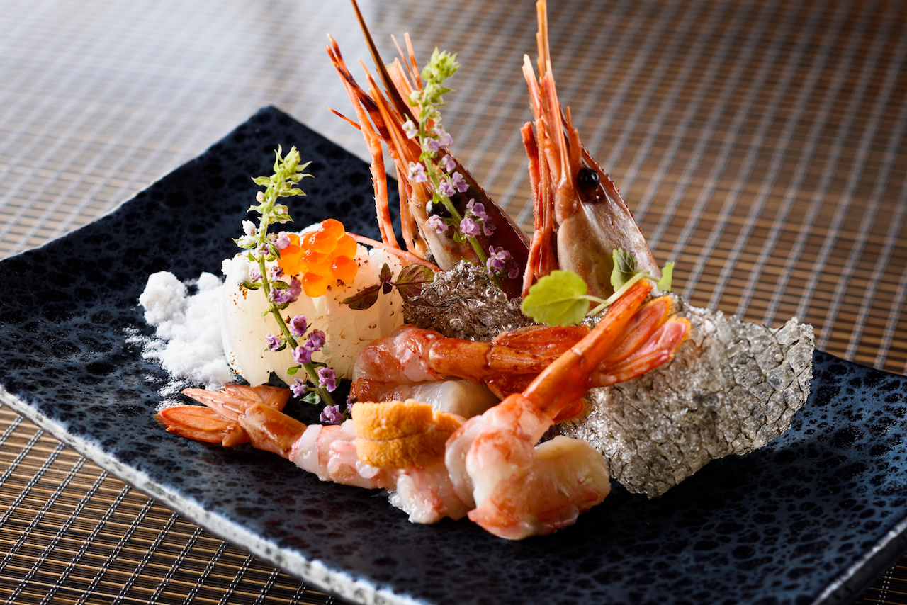 Botan shrimp with salmon roe and salmon skin - Armani/Hashi