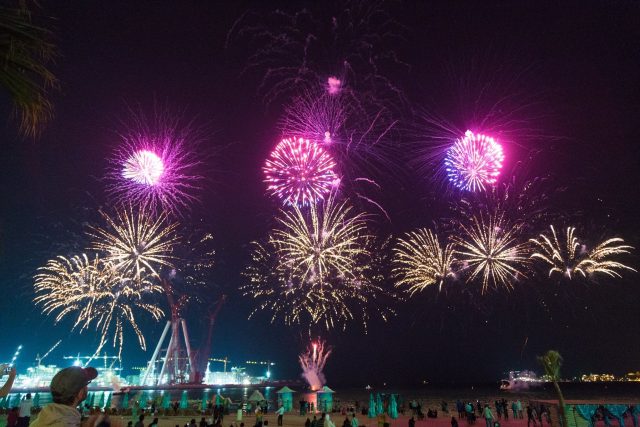 dubai-shopping-festival-cover-fireworks