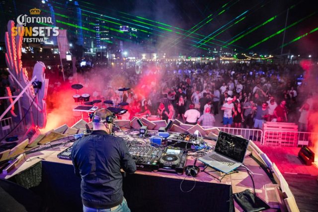 barasti-dubai-sunsets-music-festival-12