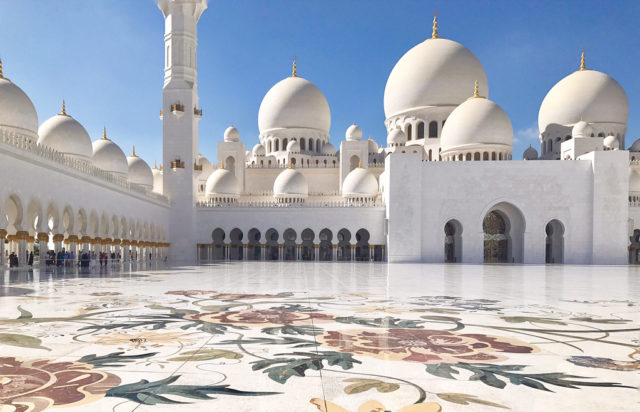 things-to-do-in-dubai-tourist-places-sheikh-zayed-grand-mosque-abu-dhabi