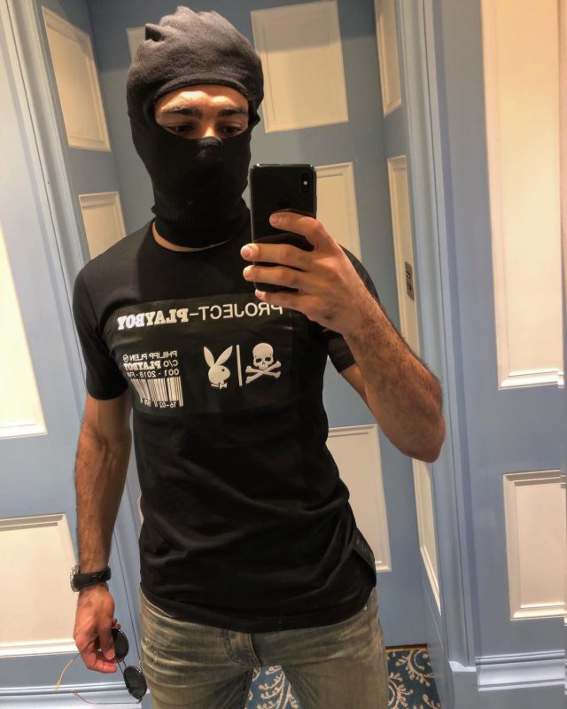 Mo Salah travelling incogn