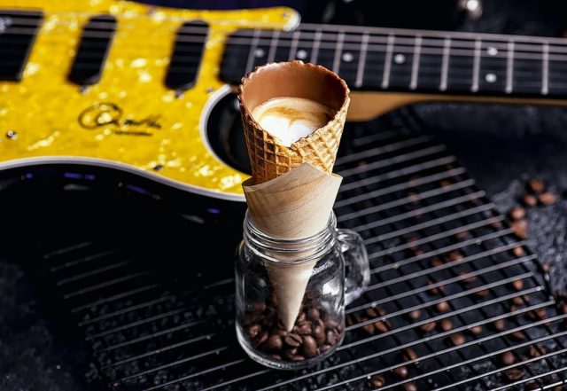 classic-rock-coffee-cone-cafes-in-dubai-